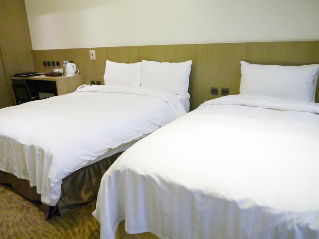 ルック ロイヤル リゾート 嘉義市 エクステリア 写真 A room at the hotel