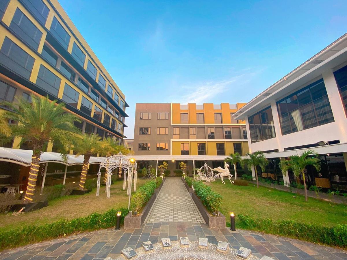 ルック ロイヤル リゾート 嘉義市 エクステリア 写真 The University of Electronic Science and Technology of China